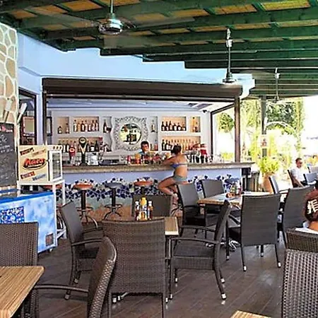 Szálloda Pefkos & Laerma (Rhodes)
